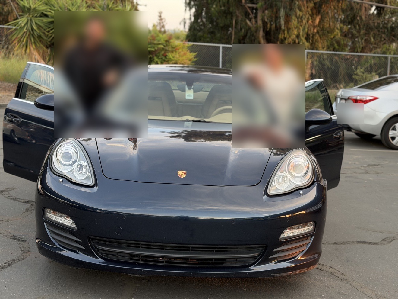 Used 2010 Porsche Panamera S RWD image 2