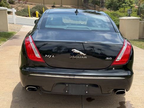 Used 2015 Jaguar XJ L Portfolio image 5