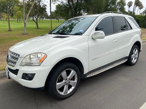 Used 2009 Mercedes-Benz ML 350 4MATIC image 10
