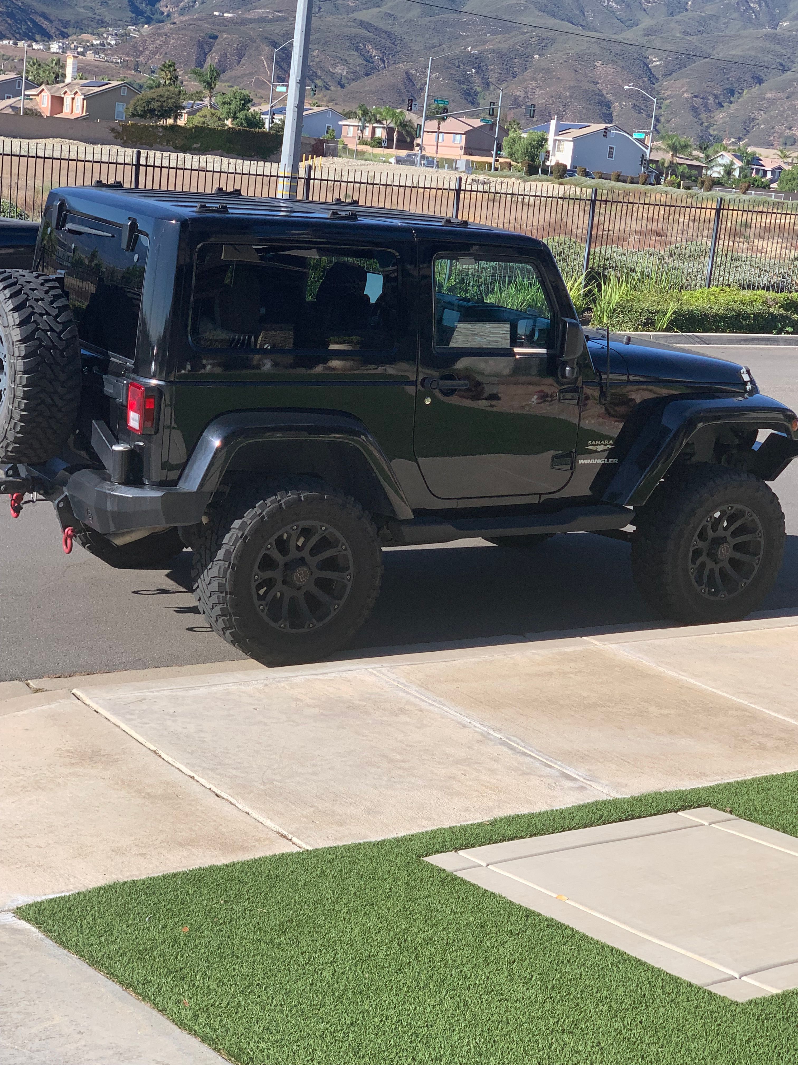 Used 2013 Jeep Wrangler Sahara w/ Connectivity Group AWD/4WD image 11