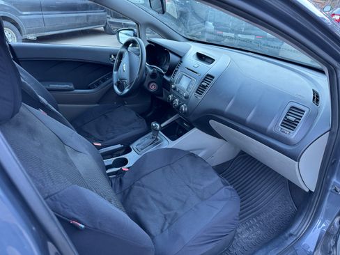 Used 2016 Kia Forte LX w/ LX Popular Plus Package image 12