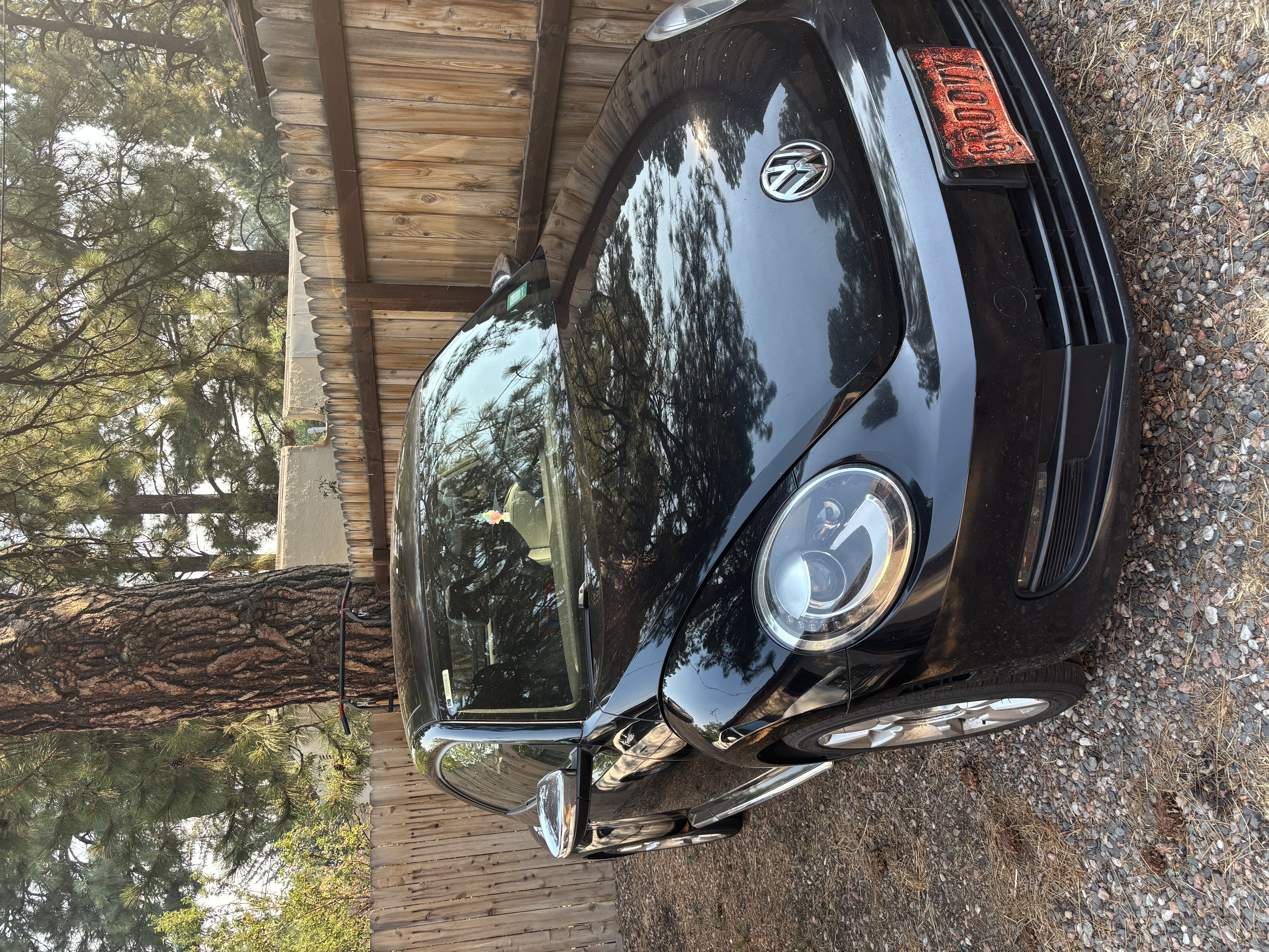 Used 2013 Volkswagen Beetle 2.5 Fender FWD image 4