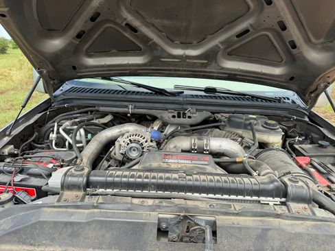 Used 2005 Ford Excursion Limited AWD/4WD image 14