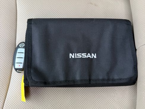 Used 2015 Nissan Rogue SL w/ SL Premium Package image 18