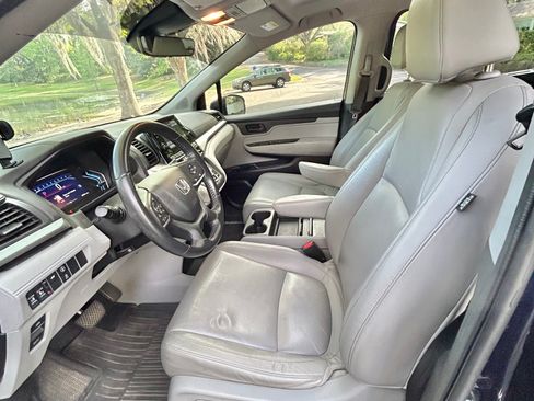 Used 2021 Honda Odyssey EX-L image 11