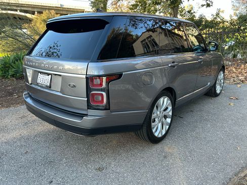 Used 2021 Land Rover Range Rover P525 Westminster Edition image 2