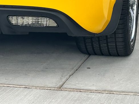 Used 2005 Chevrolet Corvette Coupe w/ Preferred Equipment Group image 4