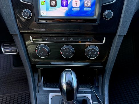 Used 2016 Volkswagen GTI S image 9