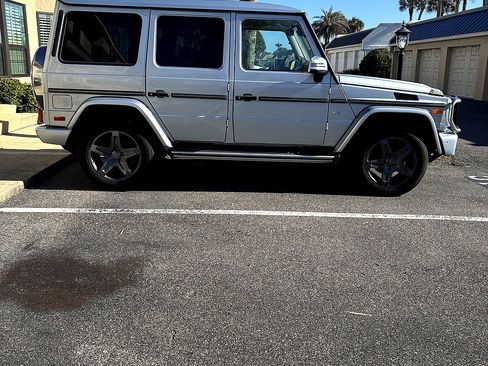 Used 2016 Mercedes-Benz G 550 image 12