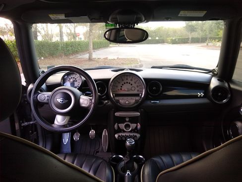 Used 2010 MINI Cooper John Cooper Works image 17