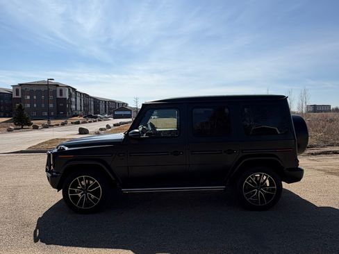 Used 2021 Mercedes-Benz G 550 image 4