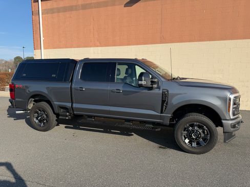 Used 2024 Ford F250 Lariat w/ Sport Appearance Package image 1