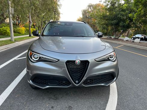 Used 2020 Alfa Romeo Stelvio Sport w/ Quick Order Package 22K Sport image 2