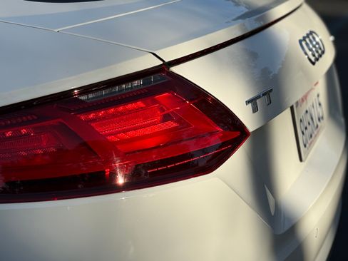 Used 2017 Audi TT 2.0T w/ Technology Package image 19