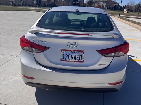 Used 2014 Hyundai Elantra Limited w/ Option Group 03 image 9
