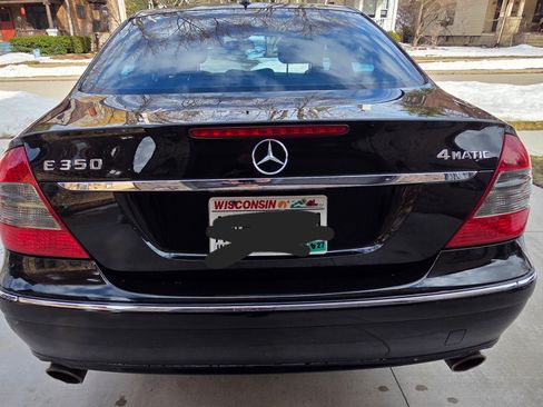 Used 2008 Mercedes-Benz E 350 4MATIC Sedan image 5