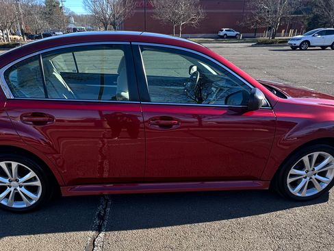 Used 2014 Subaru Legacy 2.5i AWD/4WD image 6