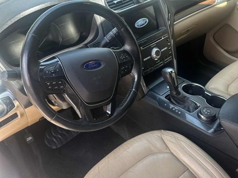 Used 2017 Ford Explorer Limited image 6