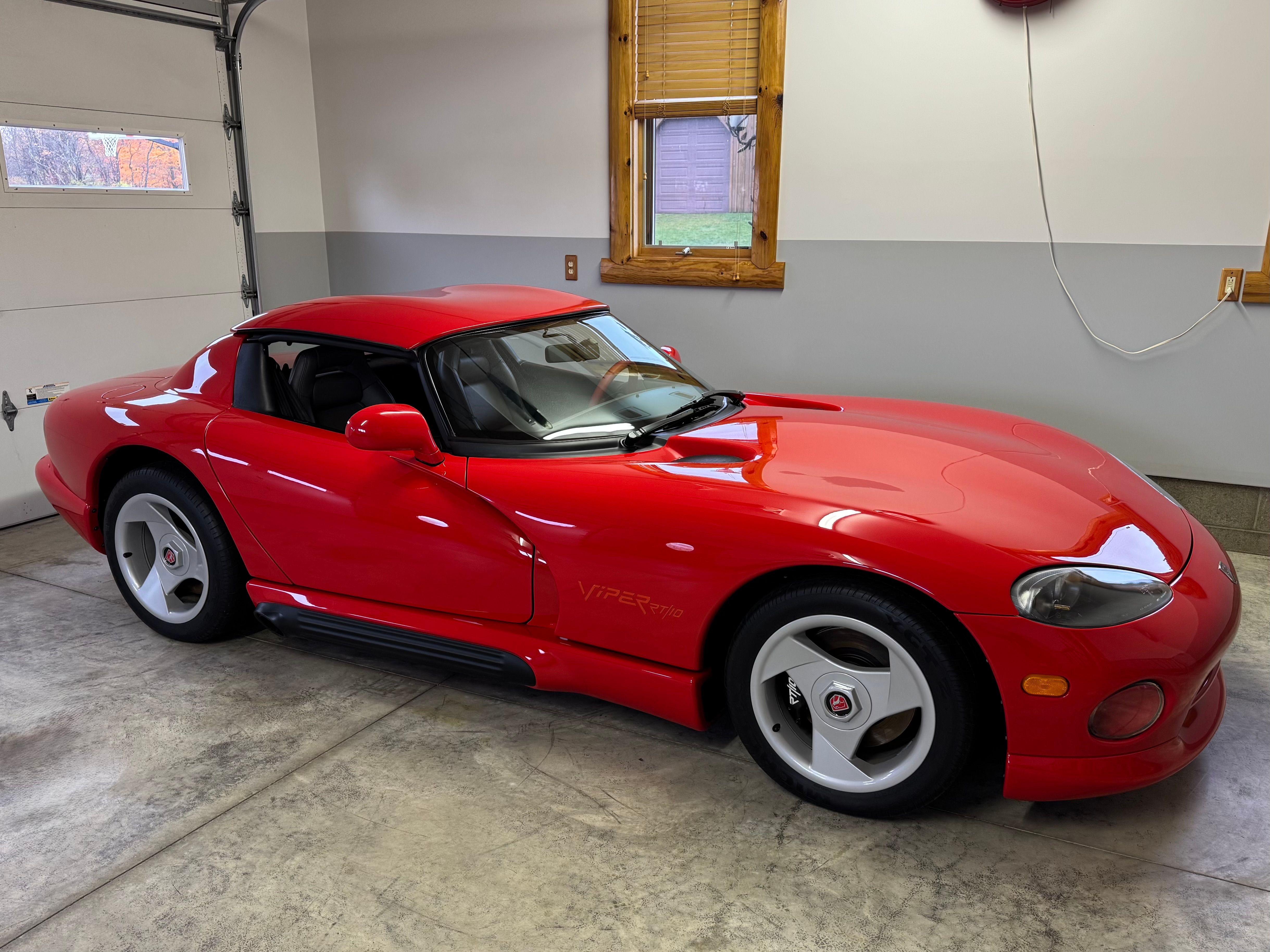 Used 1994 Dodge Viper RT/10 RWD image 4