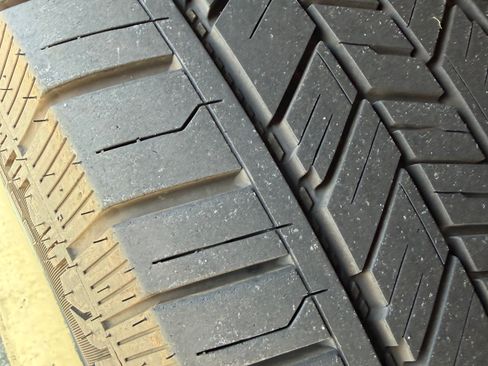 Used 2010 Toyota Sequoia Limited RWD image 24