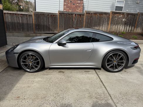 Used 2020 Porsche 911 Carrera 4S image 8