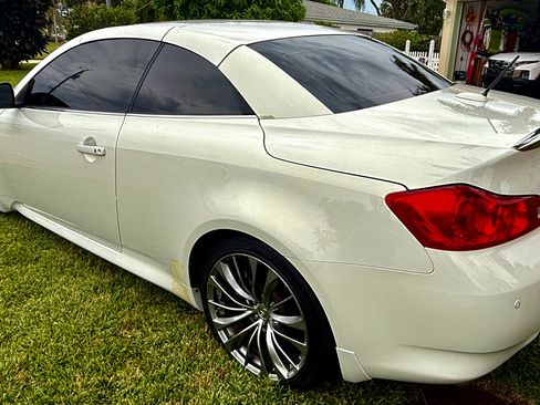 Used 2011 INFINITI G37 Sport w/ Premium Pkg image 20