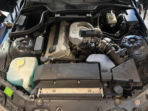 Used 1998 BMW Z3 1.9 image 17