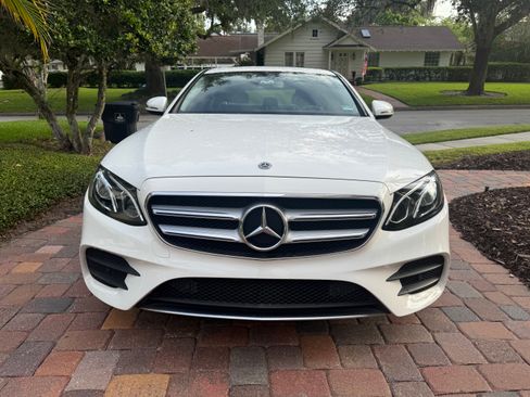 Used 2019 Mercedes-Benz E 300 image 1
