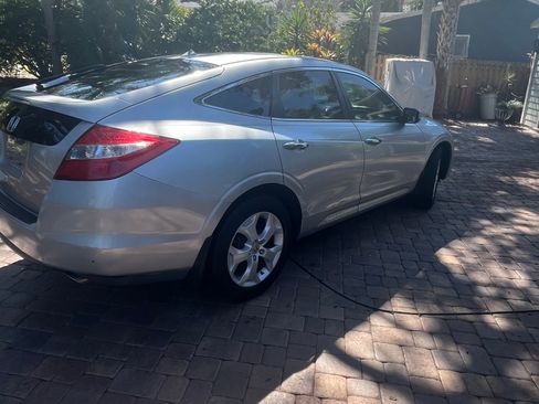 Used 2010 Honda Crosstour EX-L image 14