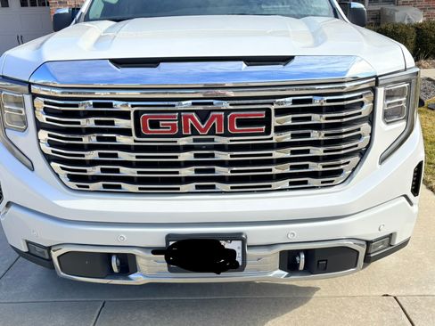 Used 2022 GMC Sierra 1500 Denali image 2