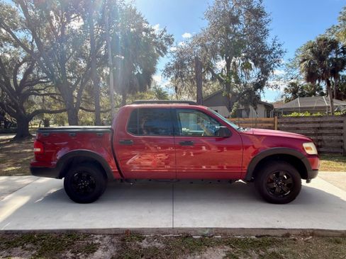 Used 2007 Ford Explorer Sport Trac XLT image 6