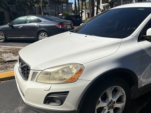 Used 2010 Volvo XC60 3.2 image 11