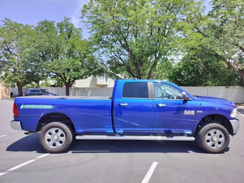 Used 2014 RAM 2500 SLT image 5