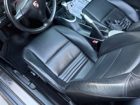 Used 2003 Porsche 911 Carrera 4 AWD/4WD image 4