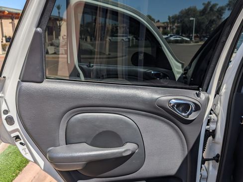 Used 2003 Chrysler PT Cruiser GT image 15