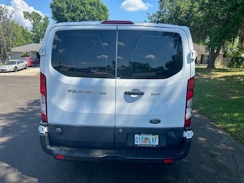 Used 2019 Ford Transit 350 XLT image 10