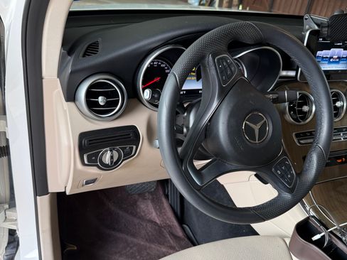 Used 2018 Mercedes-Benz GLC 300 image 15
