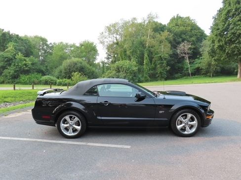 Used 2008 Ford Mustang GT Premium image 6