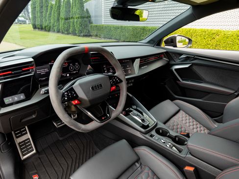Used 2025 Audi RS 3 image 21