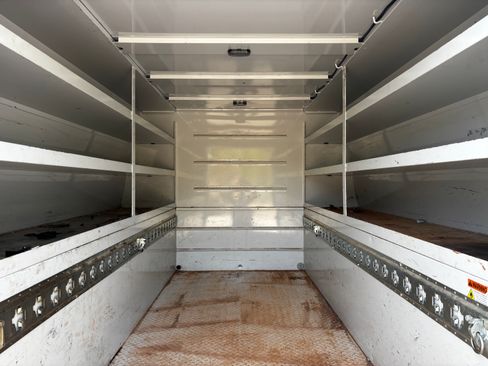 Used 2024 RAM 3500 Tradesman w/ Chrome Appearance Group RWD image 19