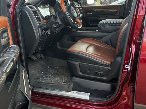 Used 2019 RAM 2500 Limited AWD/4WD image 11