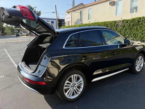 Used 2018 Audi Q5 2.0T Premium Plus w/ Premium Plus Package AWD/4WD image 13