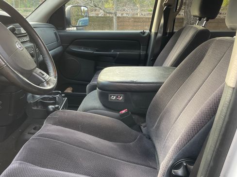 Used 2005 Dodge Ram 3500 Truck SLT w/ Quad Cab Big Horn Value Group image 8