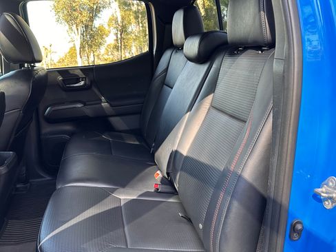 Used 2019 Toyota Tacoma TRD Pro AWD/4WD image 10