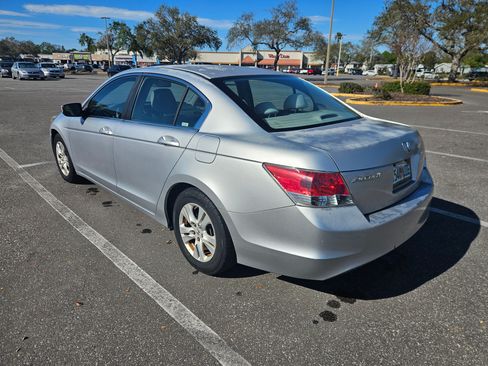 Used 2009 Honda Accord LX-P image 4
