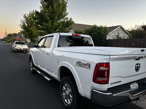 Used 2019 RAM 2500 Laramie AWD/4WD image 6