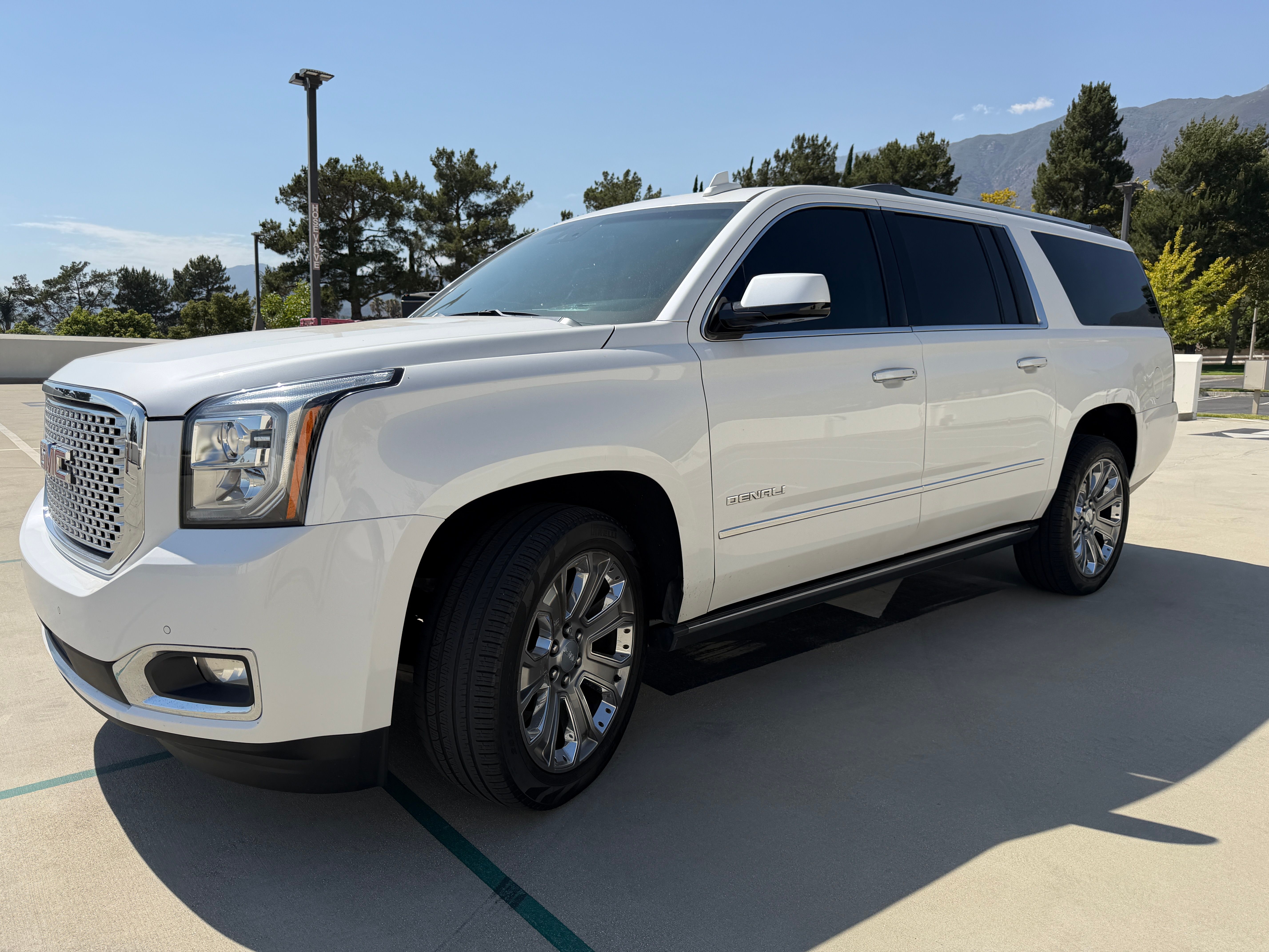 Used 2016 GMC Yukon XL Denali w/ Open Road Package RWD image 1