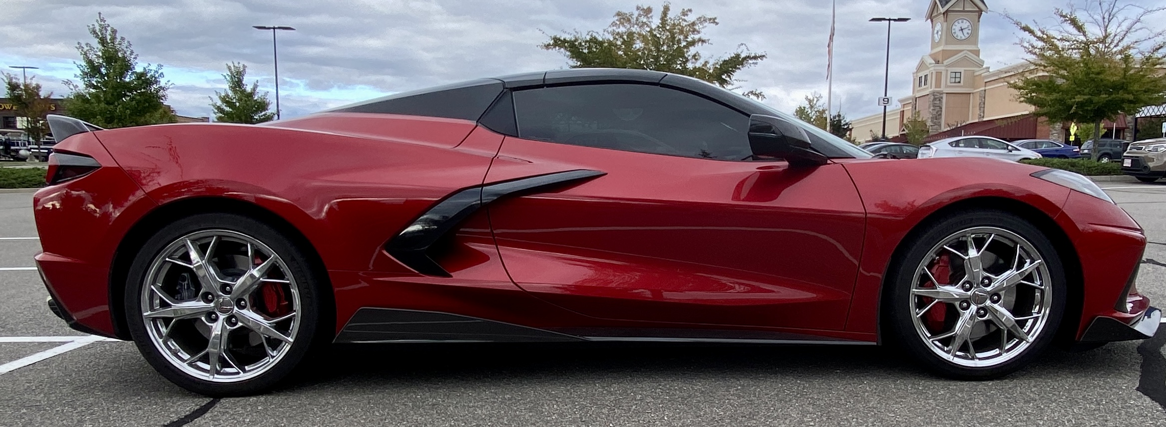 Used 2022 Chevrolet Corvette Stingray Premium Conv w/ Z51 Performance Package RWD image 8
