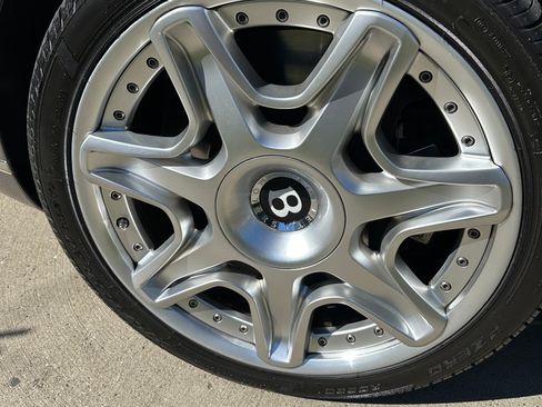 Used 2009 Bentley Continental GTC image 14