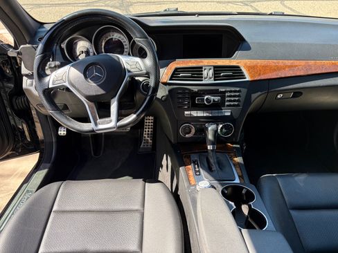 Used 2014 Mercedes-Benz C 250 Sedan image 20